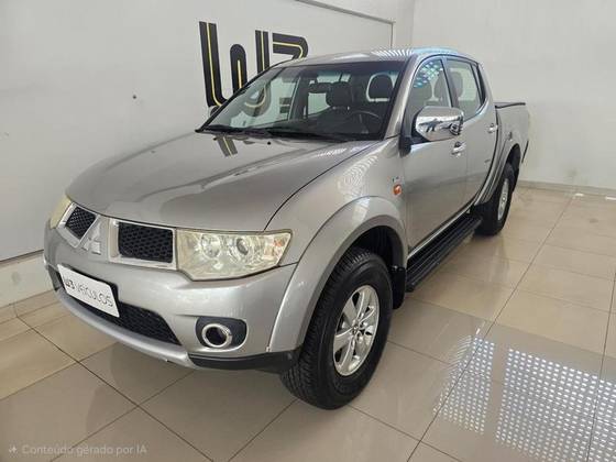 MITSUBISHI L200 TRITON 3.5 HPE 4X4 CD V6 24V FLEX 4P AUTOMÁTICO